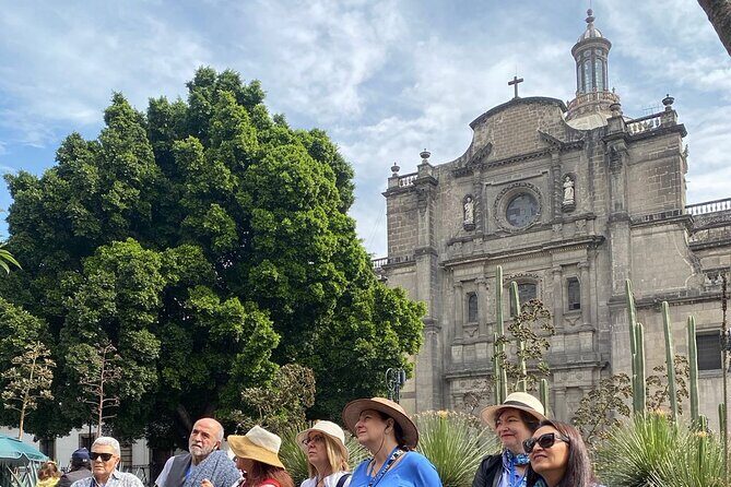 Heroines and Villains in the History of New Spain - Frequently Asked Questions