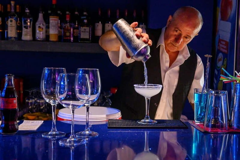 Hersonissos: Spectacular Dinner Show Ticket - FAQs