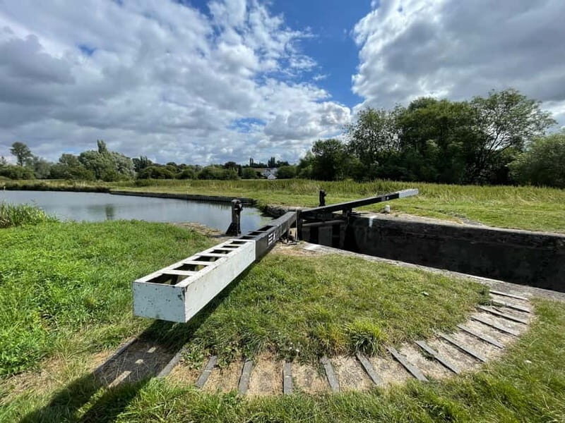 Hertfordshire: Canoe Hire - FAQ