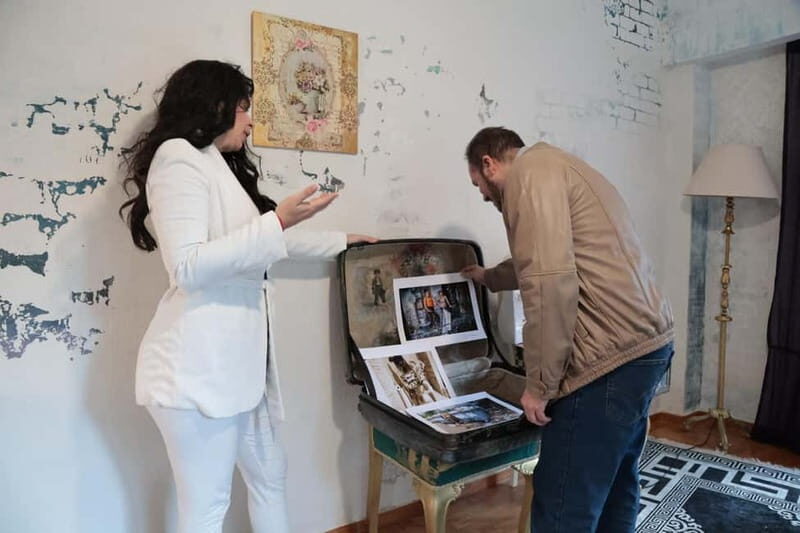 Hidden Artists in Plaka - The Value of This Experience