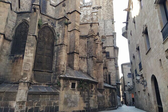 Hidden Barcelona - Exploring the Hidden Corners of Barcelona