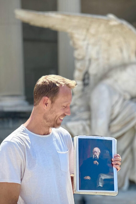 Hidden Barcelona: Montjuïc Cemetery Walking Tour - Key Points