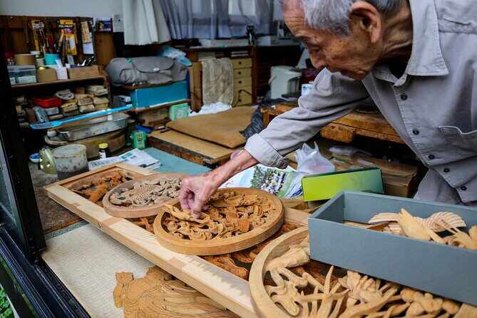 Hidden Craft Village and Nakasendo Historical Town Walking Tour - What Reviewers Say