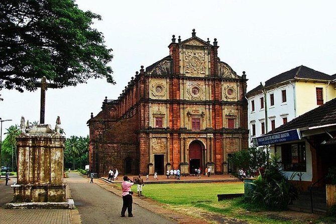 Hidden Gems of Veling Village (Goa) Tour with a local- History & Culture Special - FAQ