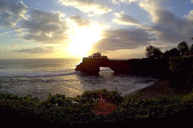 Hidden Nungnung Waterfall and Tanah Lot sunset Private Tour - Stop 3: Tanah Lot Temple — Sunset Spectacle