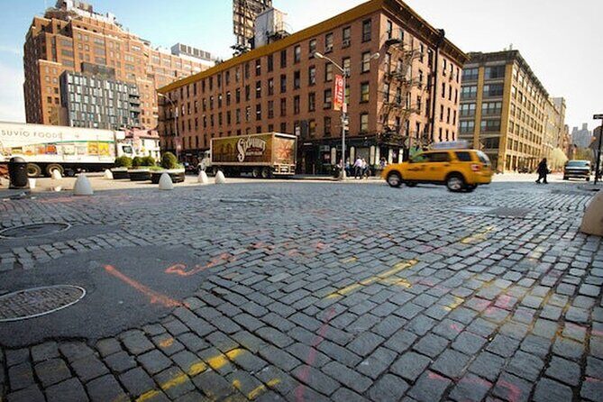 High Line and Chelsea Districts Walking Tour in New York - Practical Considerations