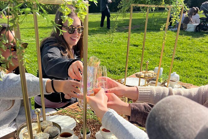 High Tea In The Park - Group Size and Atmosphere