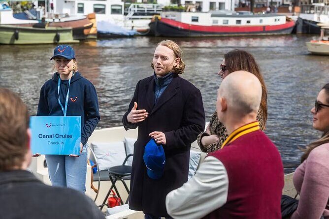 Highlights and Local Insights Canal Cruise Tour in Amsterdam - Who Would Love This Tour?