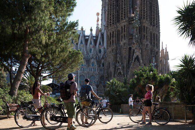 Highlights Bike Tour in Barcelona - FAQs