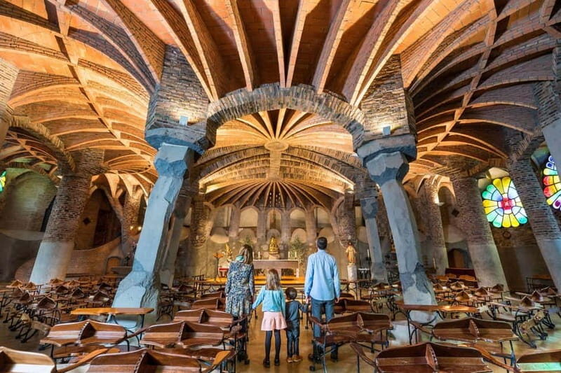 Highlights Guided visit to Gaudi's Crypt and Colonia Güell - Introduction