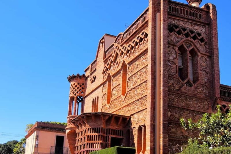 Highlights Guided visit to Gaudi's Crypt and Colonia Güell - FAQs