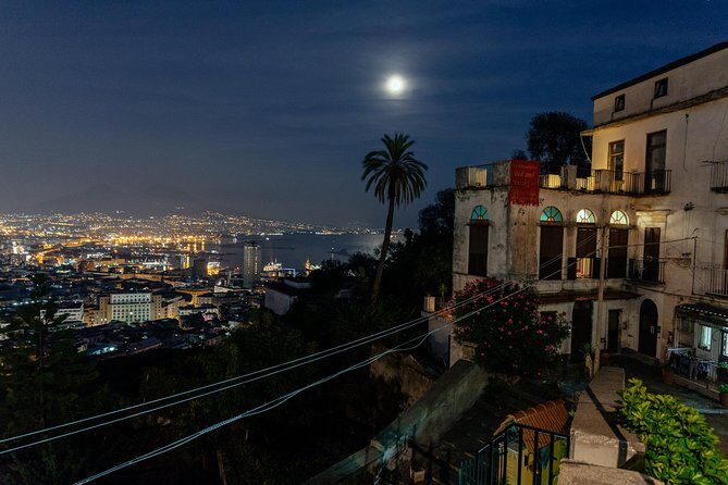 Highlights & Hidden Gems PRIVATE Walking Tour: Naples Delights - Frequently Asked Questions