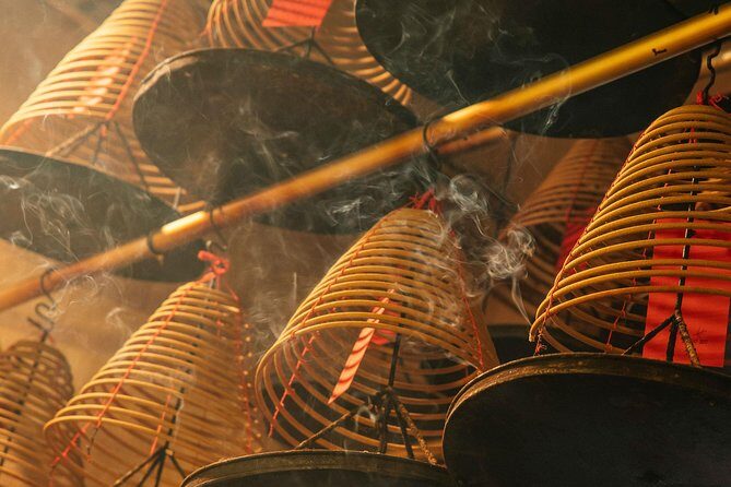 Highlights & Hidden Gems With Locals: Best of Hong Kong Private Tour - A Deep Dive into the Tour Experience
