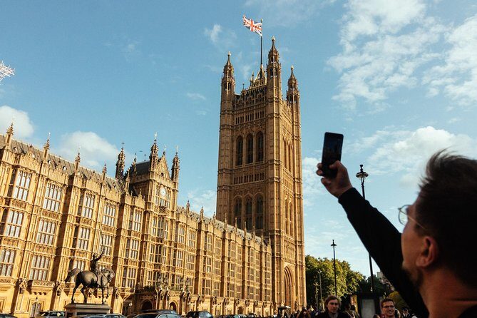 Highlights & Hidden Gems With Locals: Best of London Private Tour - The Practical Side: Logistics and Comfort