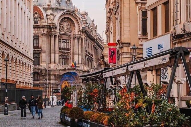 Highlights of Bucharest 4h private Tour - Key Points