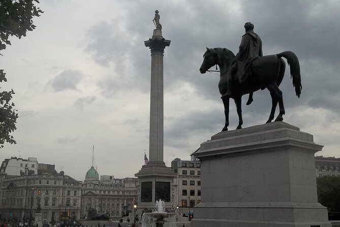 Highlights of London Sightseeing Private Tour with a Kid-Friendly Guide - Key Points