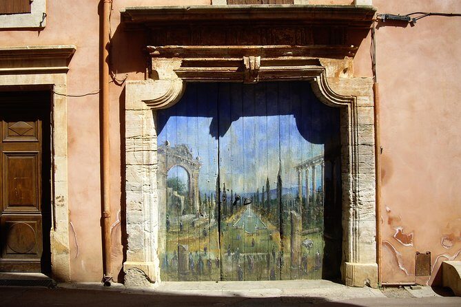 Highlights of Provence : Chateauneuf du Pape & Luberon - FAQ