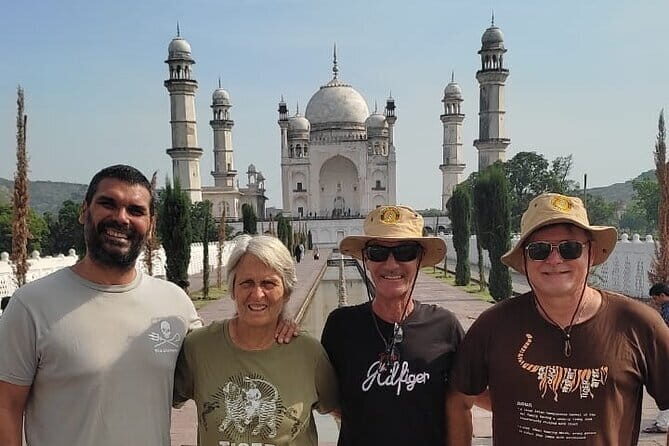 Highlights of West India: From Mumbai to the Statue of Unity - The Architectural & Cultural Gems of Ahmedabad