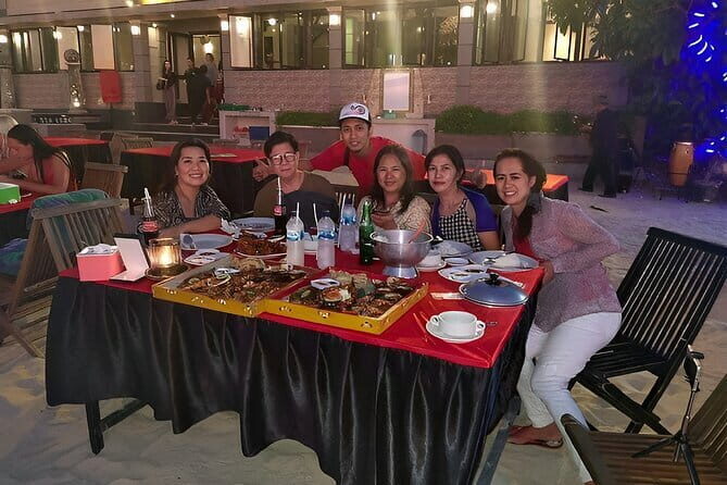 Highlights Padang - Padang, Melasti Beach & Jimbaran Dinner - Melasti Beach: Scenic Beauty and Cultural Charm