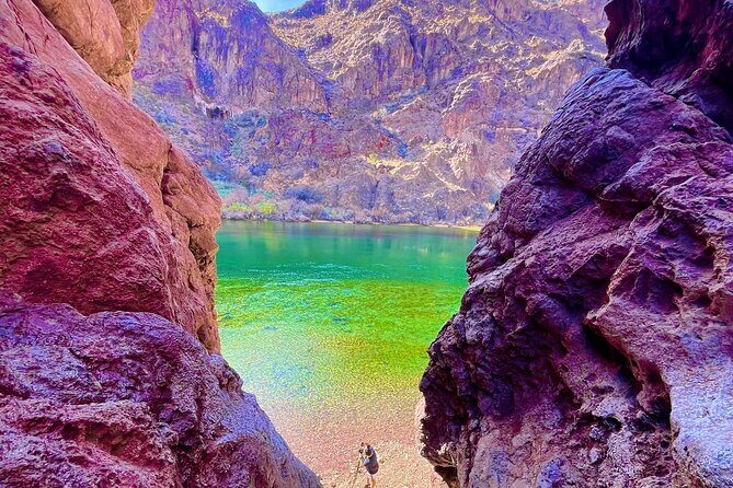 Hike in Kayak Out! Arizona Hot Springs, Boyscout, and Goldstrike - Key Points