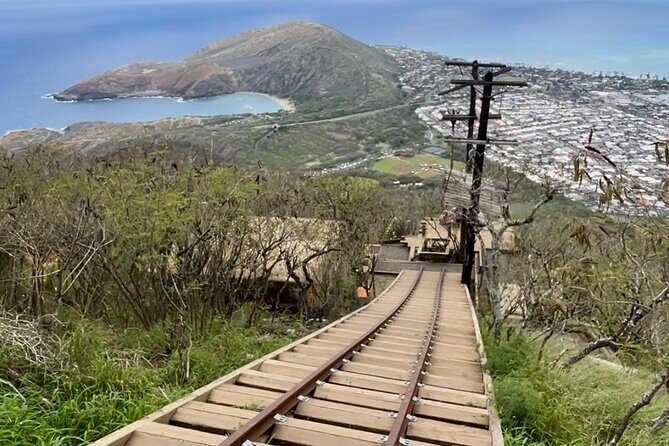 Hike to the top of KokoHead Crater - Private Transportation/Group - An Honest Look at the Experience