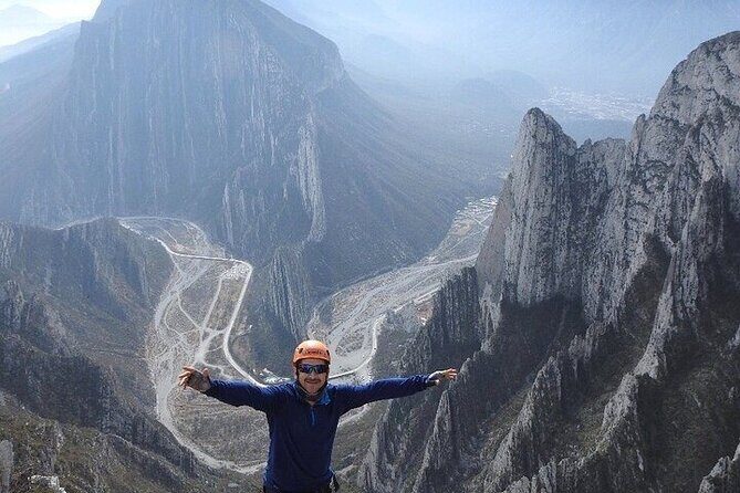 Hiking Climbing And Rappelling In The Eaglets Nest - Who Is This Tour Best For?