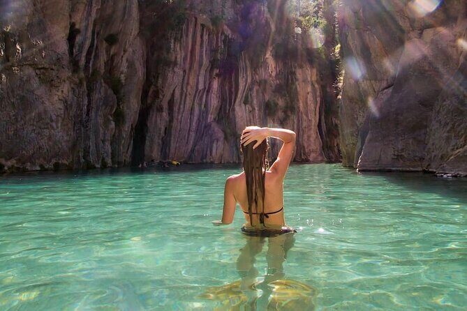 Hiking in Montanejos and swim in Thermal Springs - OFFICIAL GUIDE - Diving Deep into the Montanejos Experience