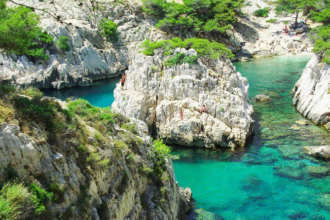 Hiking in the Calanques National Park from Marseille - Key Points