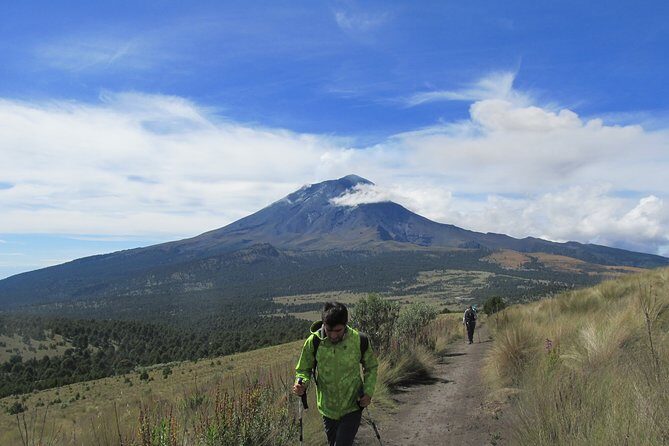 Hiking National Parc Izta Popo Volcanoes, (begineer) - An In-Depth Look at the Volcanoes Hike Experience