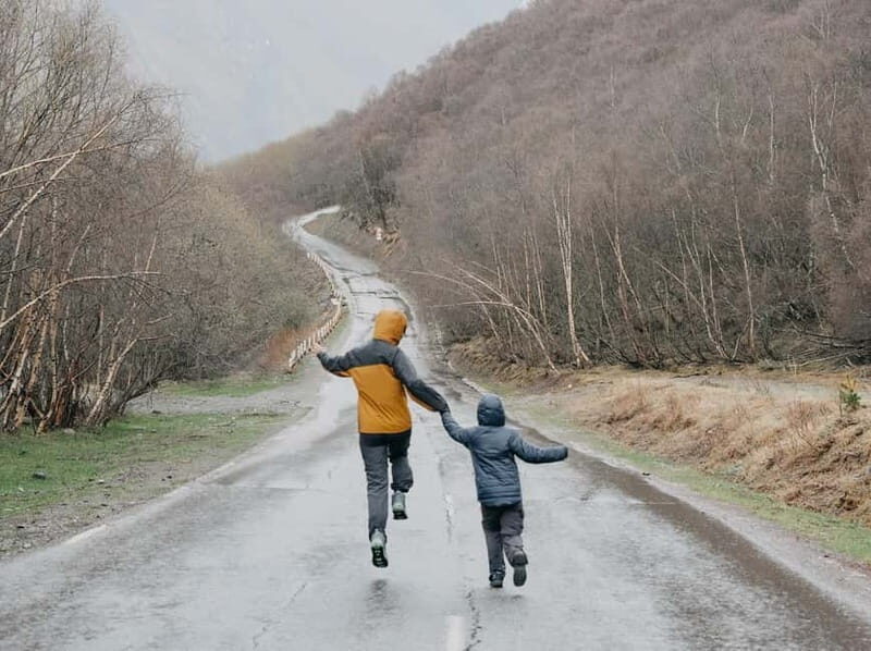 Hiking & Photo Experience in Kazbegi - Key Points