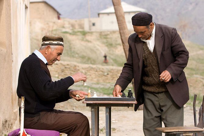 Hiking tour to Hayat, Uhum and Asraf villages  4 days - Key Points