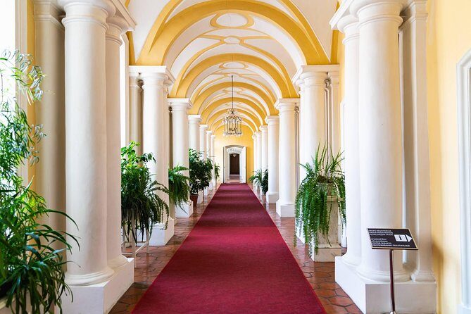 Hill of Crosses & Rundale Palace Tour - The Journey Begins: Rundale Palace