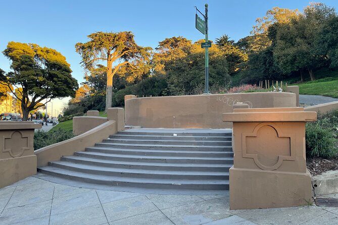 Hippie Haight-Ashbury and True Crime Tour - Who Is This Tour Best Suited For?