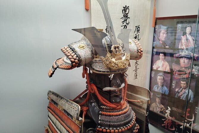 Hiroshima Castle 1h guide tour - The Tour Itself: Inside Hiroshima Castle