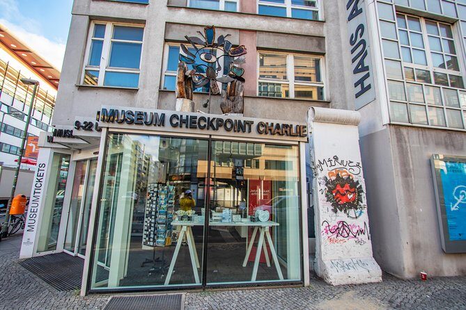 Historic Berlin: Exclusive Private Tour with a Local Expert - A Closer Look at the Itinerary