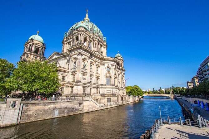 Historic Berlin: Exclusive Private Tour with a Local Expert - Authentic Experiences from Reviewers