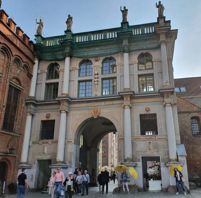 Historic City Center Tour Gdansk in German - Frequently Asked Questions