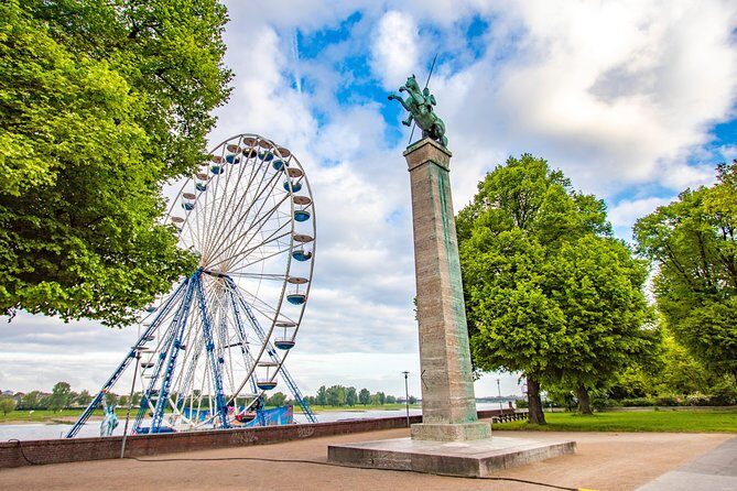 Historic Dusseldorf: Exclusive Private Tour with a Local - Exploring Düsseldorf’s Historic Heart