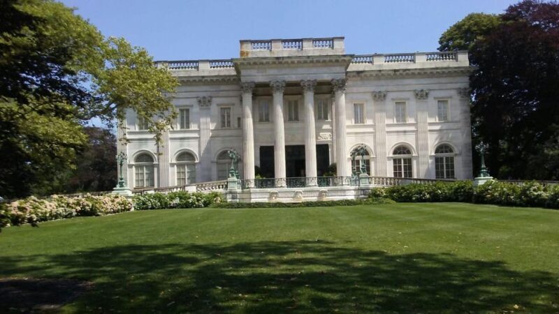 Historic Highlights of Newport,RI with with the Gilded Age - What Makes This Tour Stand Out