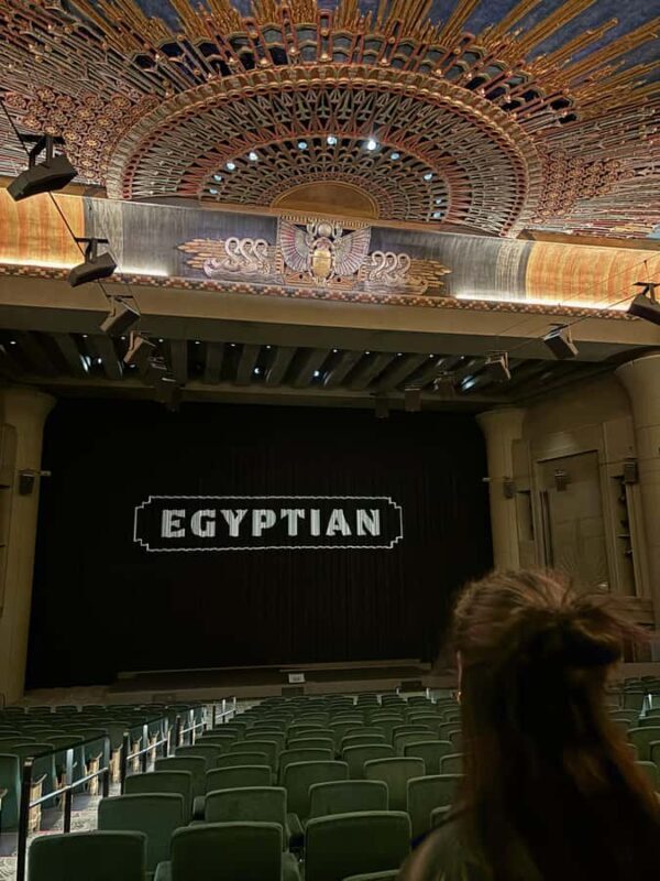 Historic Hollywood Boulevard and Movie Palaces Walking Tour - Key Points