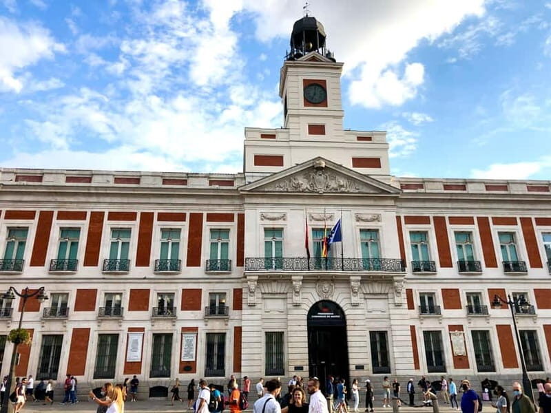 Historic Madrid on foot: From the Palace to Sol - An In-Depth Look at the Tour Experience