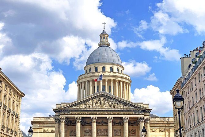Historic Paris: Exclusive Private Tour with a Local Expert - Exploring Paris’s Historic Landmarks