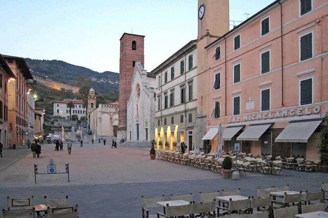 Historic Versilia by e-bike. From the sea to the hills passing through Pietrasanta - Frequently Asked Questions