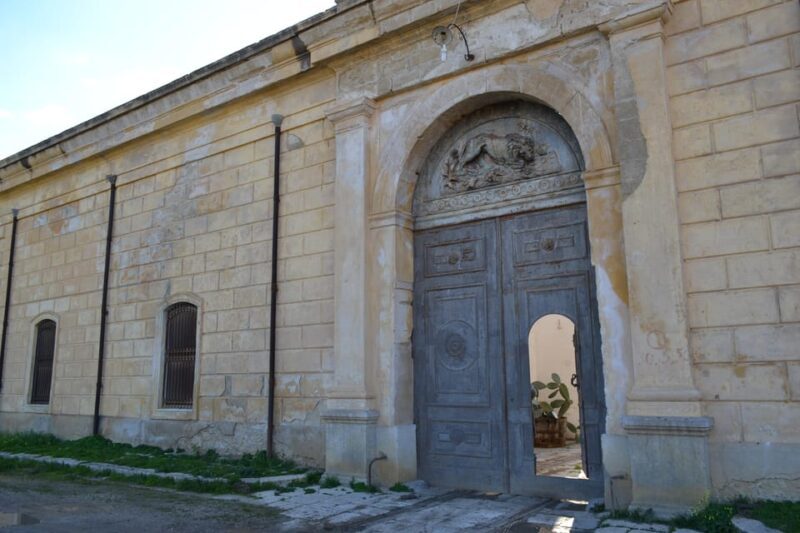 Historical Baglio Florio Adamo tour with wine tasting - Who Should Consider This Tour?