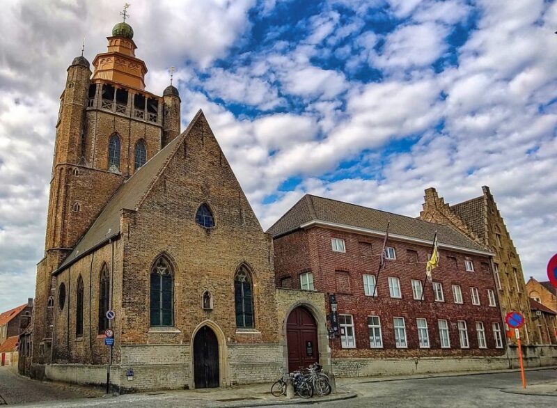 Historical Bruges: Jerusalem Chapel and Univ. of Commerce - FAQs