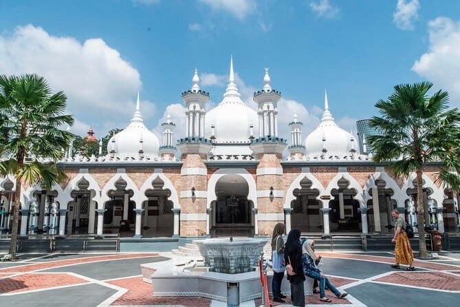 Historical Malacca Day Tour from Kuala Lumpur - Who Should Consider This Tour?