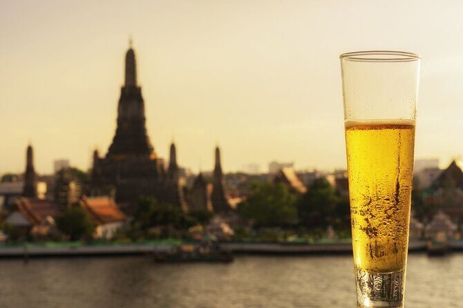 Historical Temples Tour & Hidden Bar at Sunset - Key Points