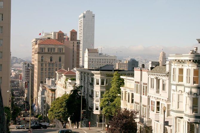 Historical tour in San Francisco - Exploring Nob Hill and the Fairmont San Francisco