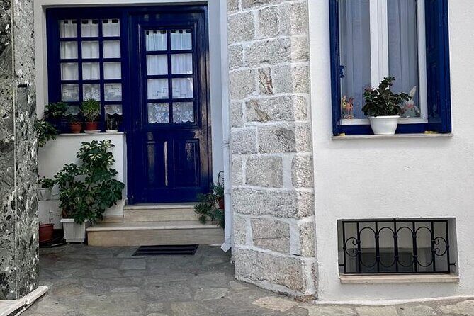 Historical Walk of Skiathos Town - A Closer Look at the Tour