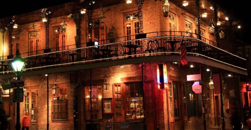 History and Supernatural expedition tour - An In-Depth Look at the Haunted Walking Tour
